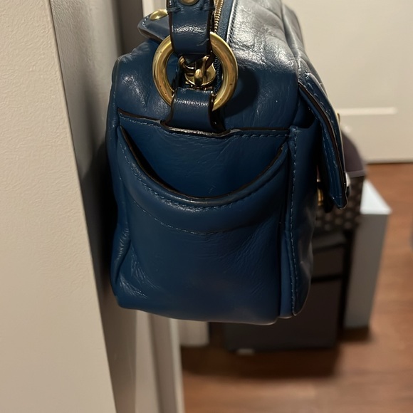 Rare Exclnt Vintage Coach Roomy Crossbody Medium Blue great with Jeans Casual. - Picture 8 of 14